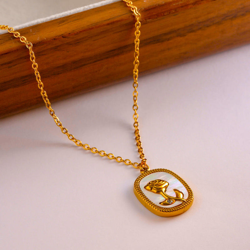 VINTAGE ROSE NECKLACE