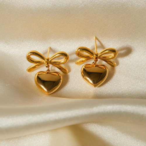 RIBBON HEART EAR RINGS