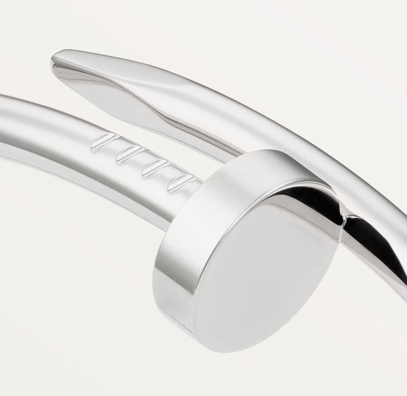SLIVER NAIL BANGLE